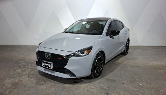 Mazda • Mazda 2