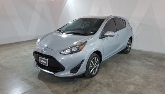 Toyota • Prius C