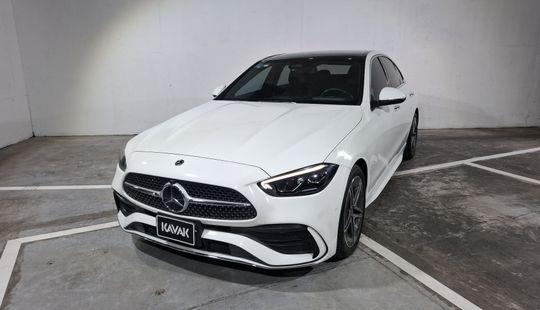 Mercedes Benz • Clase C