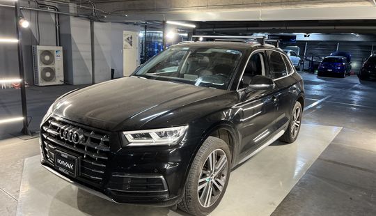 Audi • Q5