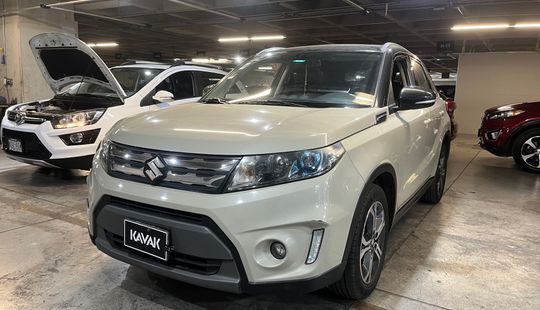 Suzuki • Vitara