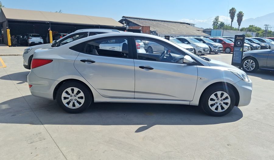 Hyundai Accent 1.4 RB GL 2AB Sedan 2017