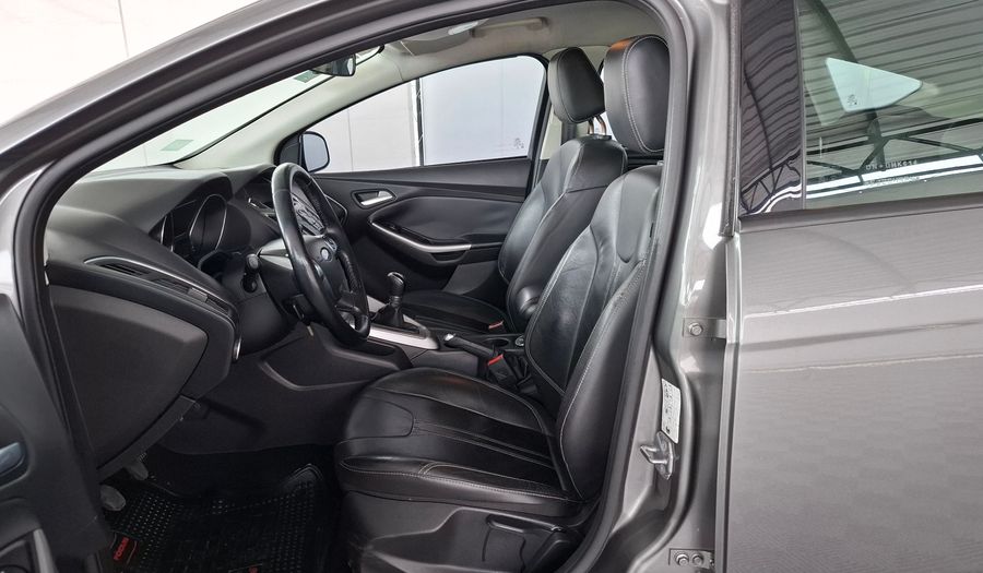 Ford Focus Iii 2.0 SE Hatchback 2014