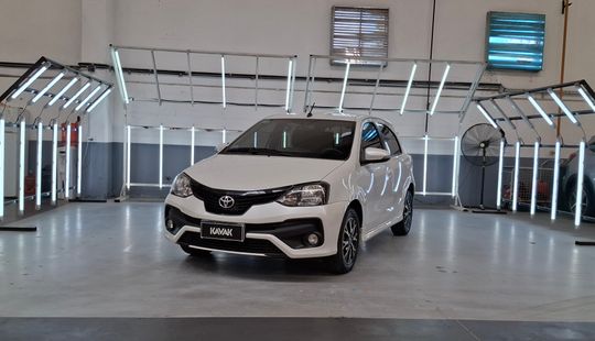 Toyota • Etios