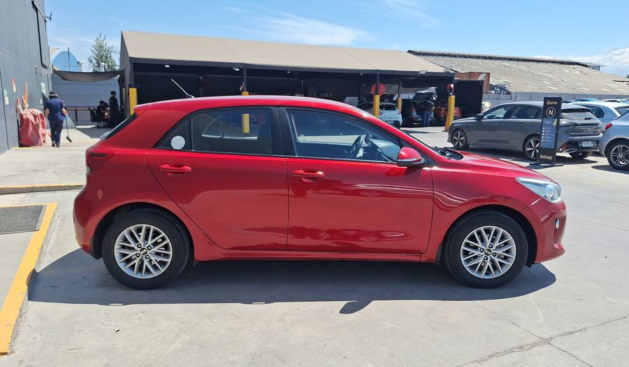 Kia Rio 5 1.4 EX FULL 5HB Hatchback 2018