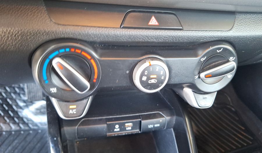 Kia Rio 5 1.4 EX FULL 5HB Hatchback 2018