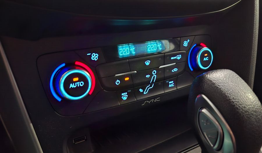 Ford Focus Iii 2.0 SE AT Hatchback 2018