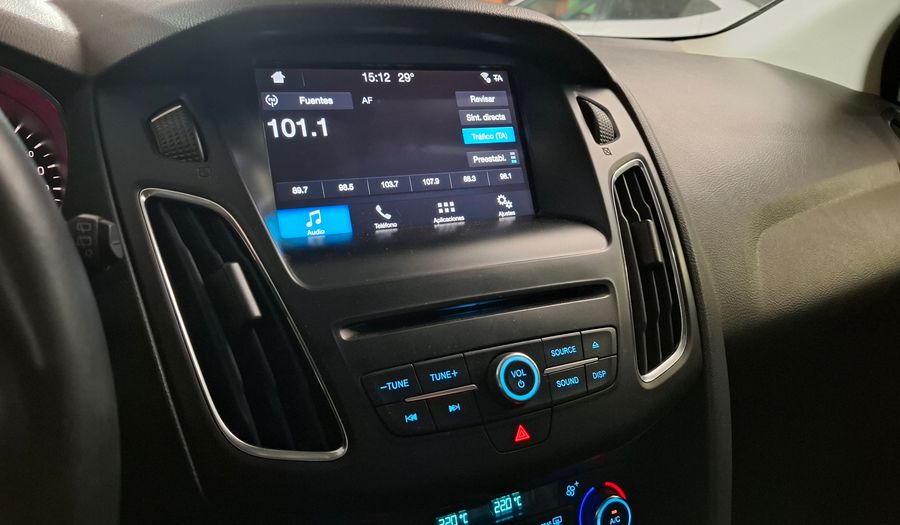 Ford Focus Iii 2.0 SE AT Hatchback 2018