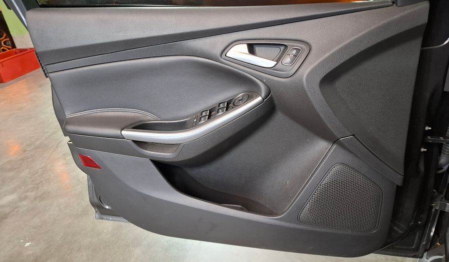 Ford Focus Iii 2.0 SE AT Hatchback 2018