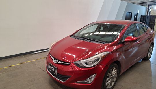 Hyundai • Elantra