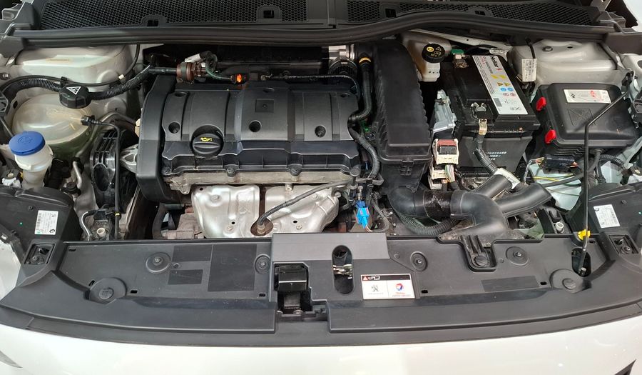 Peugeot 208 1.6L ALLURE Hatchback 2021