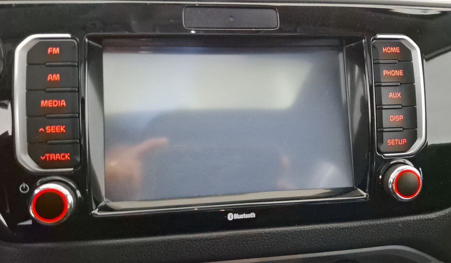 Kia Rio 1.6 EX MT Hatchback 2017