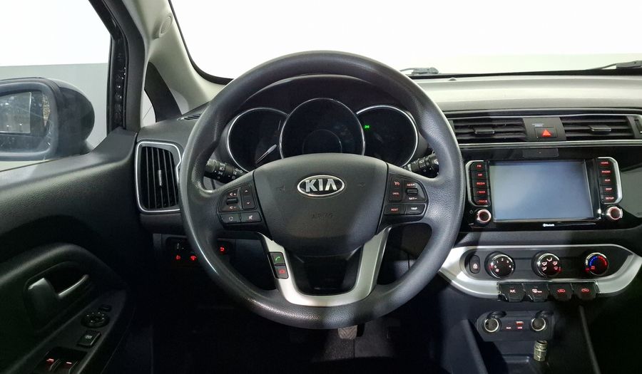 Kia Rio 1.6 EX MT Hatchback 2017