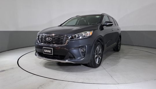 Kia • Sorento
