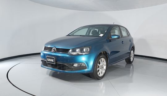 Volkswagen • Polo
