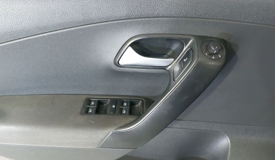 Volkswagen Polo 1.6 DESIGN & SOUND Hatchback 2019