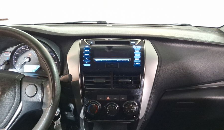 Toyota Yaris 1.5 SEDAN CORE AUTO Sedan 2018