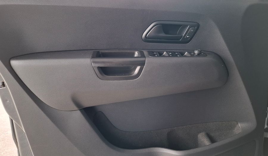 Volkswagen Amarok 2.0 TDI 140CV TRENDLINE 4X2 Pickup 2023