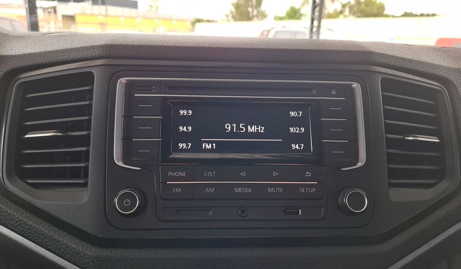 Volkswagen Amarok 2.0 TDI 140CV TRENDLINE 4X2 Pickup 2023