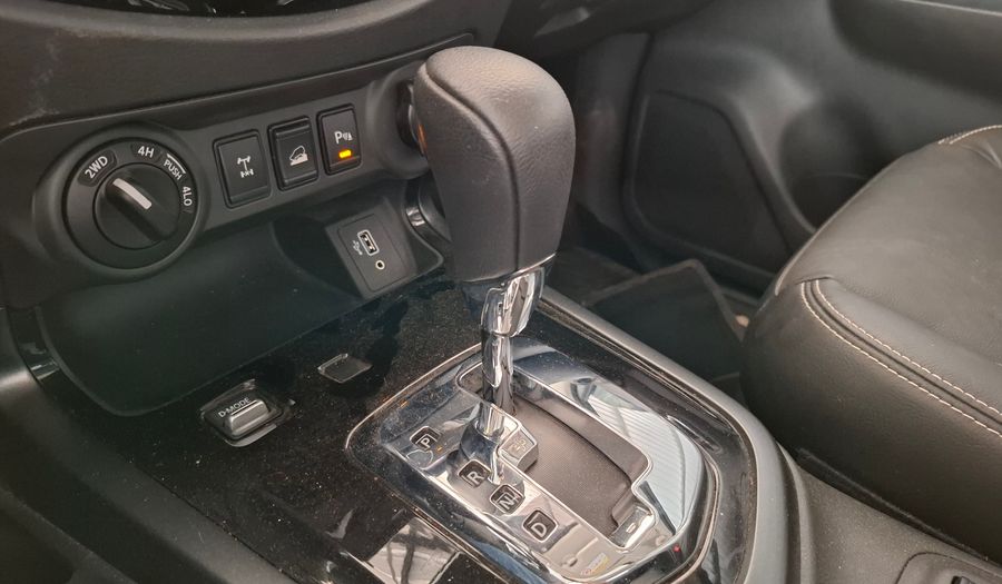 Nissan Frontier 2.3 TD NP300 PRO4X 4WD AUTO Pickup 2022