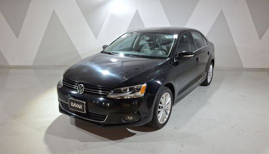 Volkswagen • Jetta