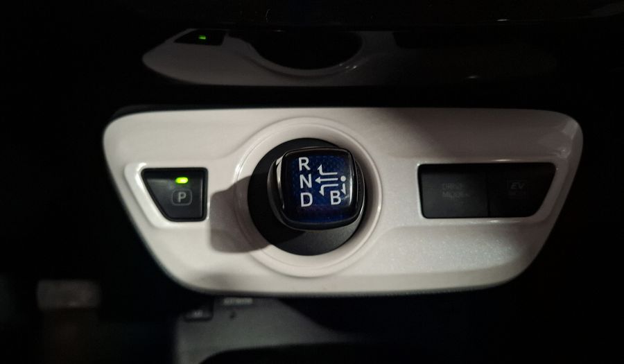 Toyota Prius 1.8 HYBRID PREMIUM SR Hatchback 2018