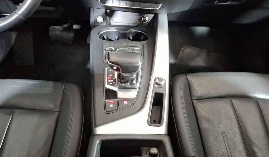Audi A4 2.0 TFSI SELECT S-TRONIC Sedan 2017