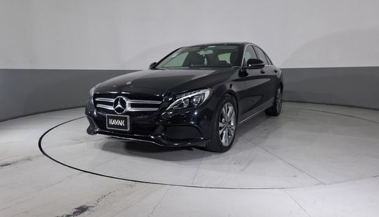 Mercedes Benz • Clase C