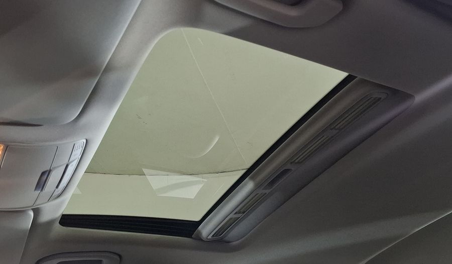 Mercedes Benz Clase C 2.0 200 CGI SPORT AT Sedan 2017