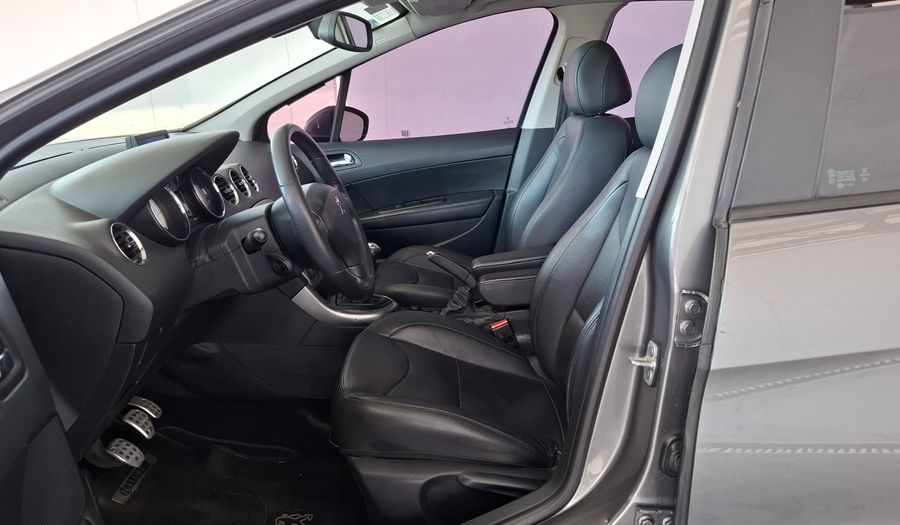 Peugeot 308 2.0 FELINE Hatchback 2013