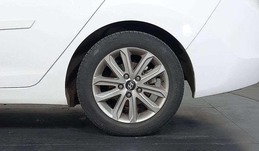 Hyundai Elantra 2.0L 16V GLS FLEX AUTO Sedan 2016