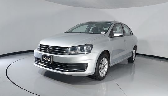 Volkswagen • Vento