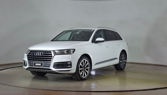 Audi • Q7