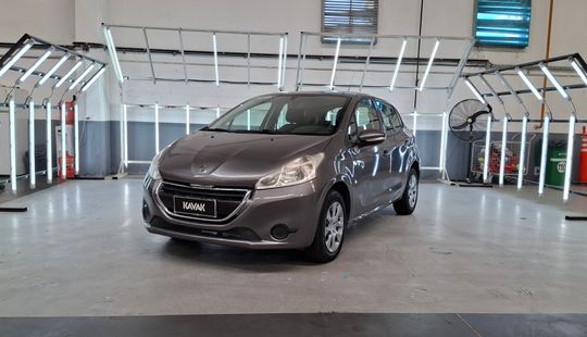 Peugeot • 208