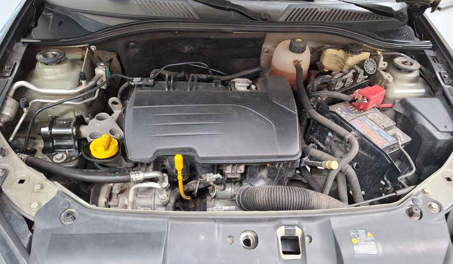 Renault Clio 1.1 MIO CONFORT PLUS ABC Hatchback 2013