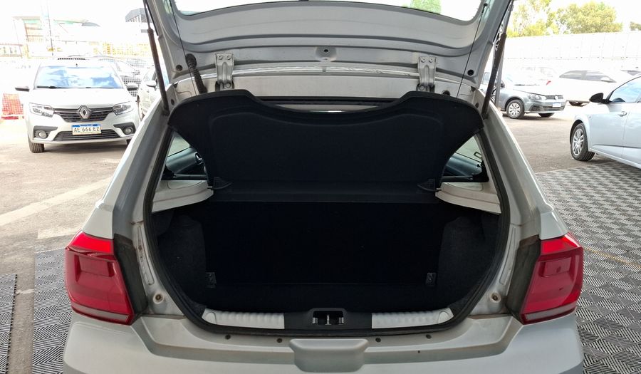 Volkswagen Gol Trend 1.6 TRENDLINE MY17 Hatchback 2017