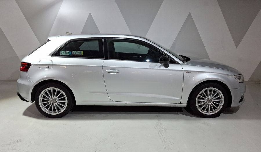 Audi A3 1.4 TFSI AMBIENTE S TRONIC Hatchback 2014