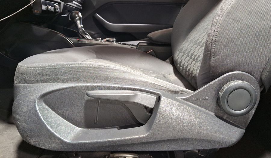 Audi A3 1.4 TFSI AMBIENTE S TRONIC Hatchback 2014