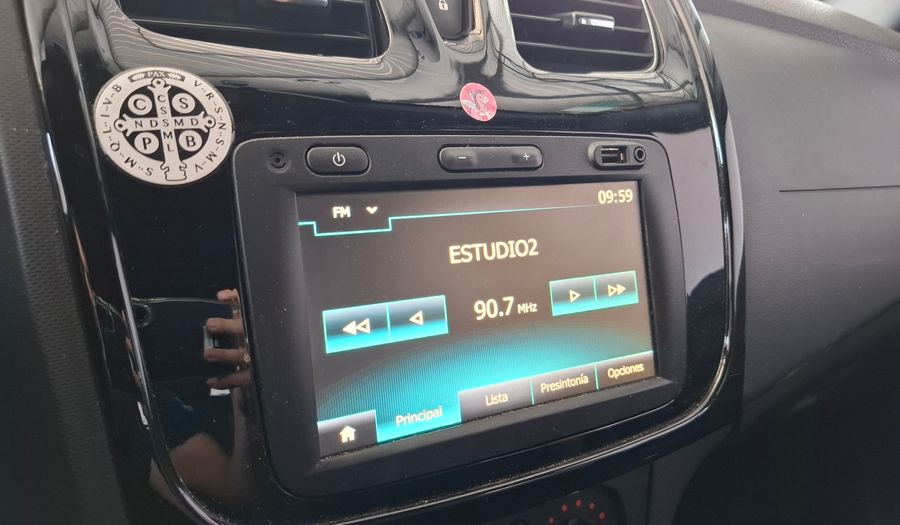 Renault Sandero 1.6 ZEN Hatchback 2021