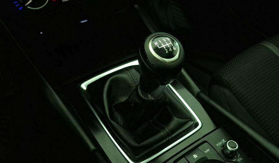 Mazda 3 2.0 SKYACTIV-G V Sedan 2017