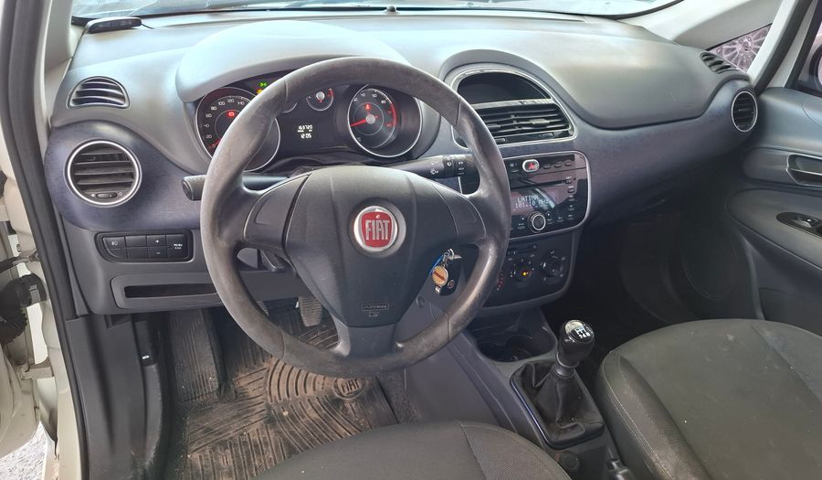 Fiat Punto 1.4 ATTRACTIVE 5P Hatchback 2014