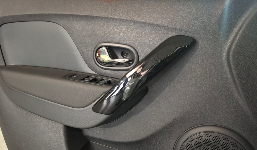 Renault Sandero Stepway 1.6 INTENS CVT Hatchback 2024