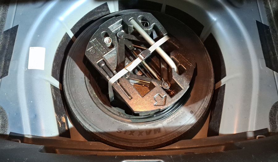 Volkswagen Jetta 2.5 SPORTLINE TIP. Sedan 2016