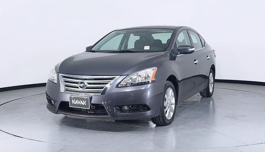 Nissan • Sentra