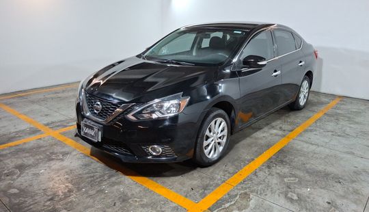 Nissan • Sentra
