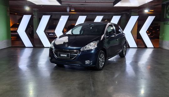 Peugeot • 208