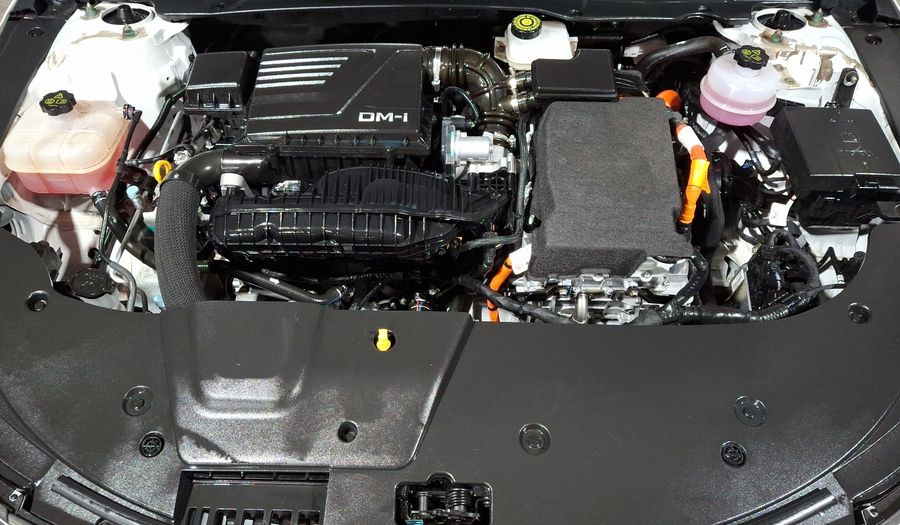 Byd King 1.5 PHEV DM-I 55KM AUTO Sedan 2025