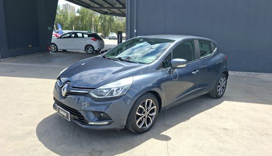 Renault • Clio