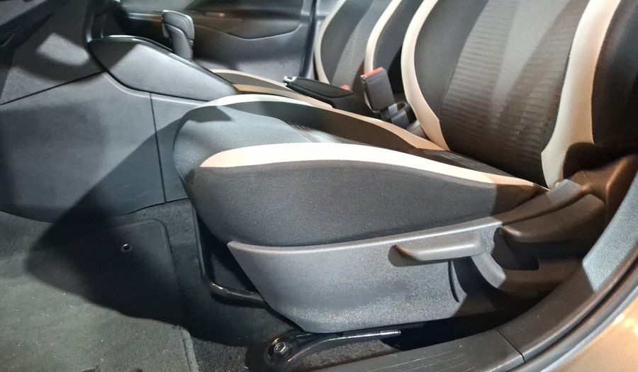 Nissan Versa 1.6 ADVANCE CVT Sedan 2022