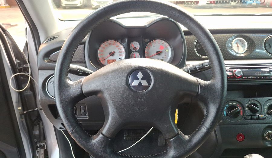 Mitsubishi Outlander 2.4 K2 GL AUTO Suv 2010